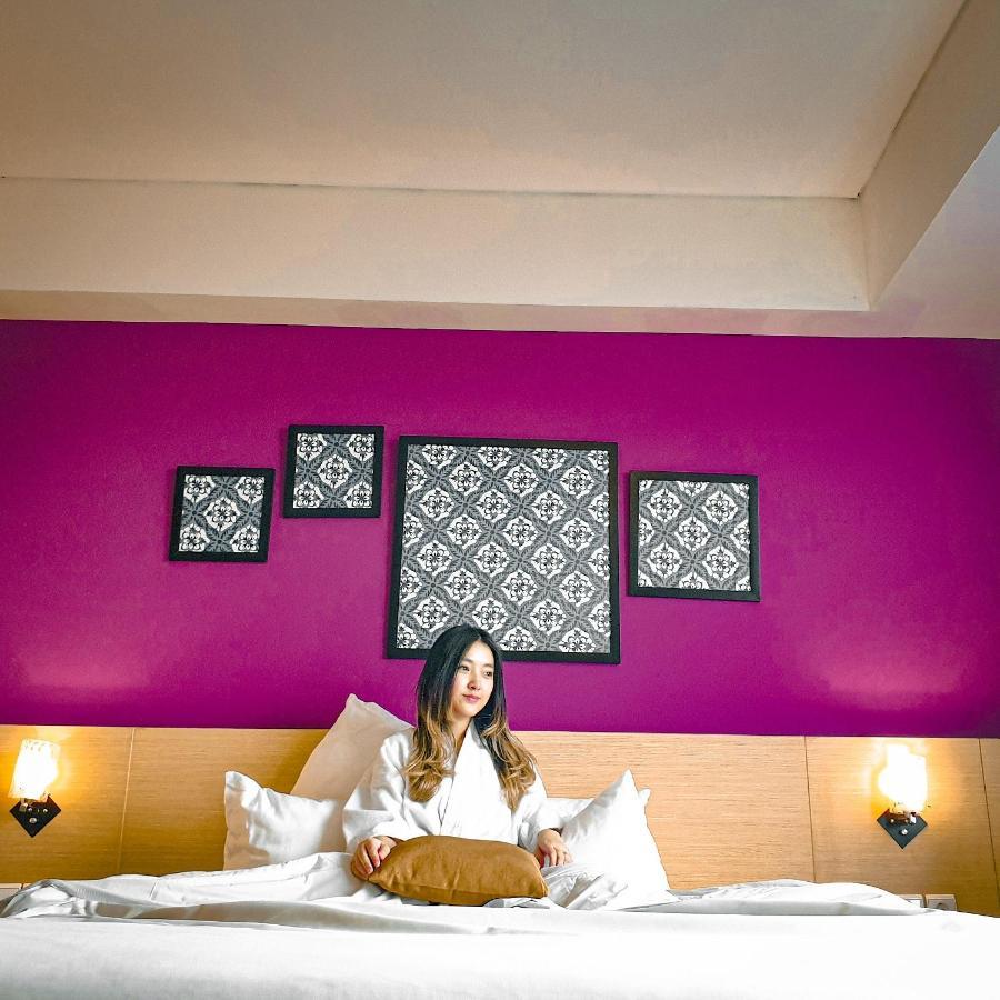 Grand Edge Hotel Semarang Eksteriør billede