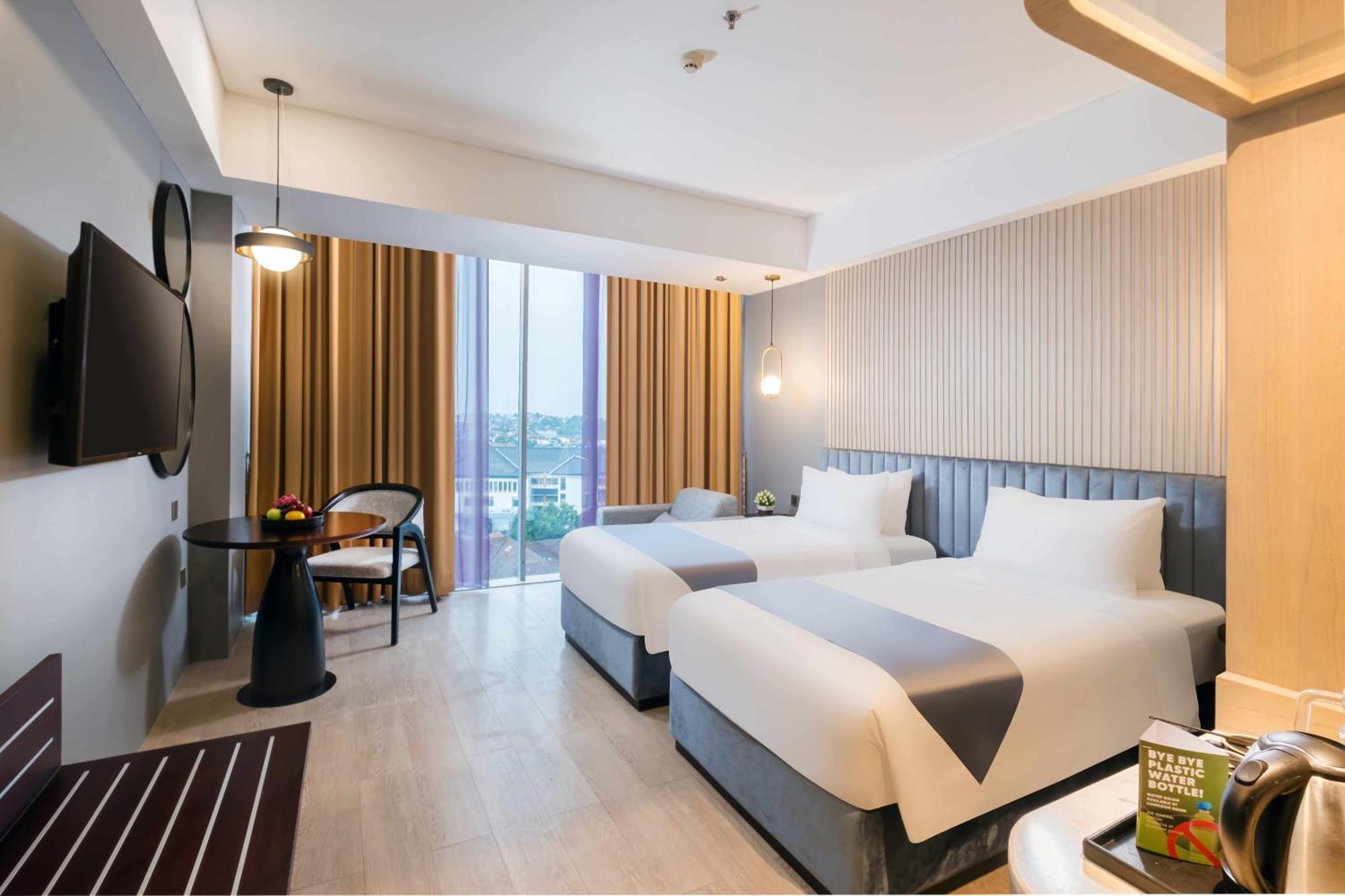 Grand Edge Hotel Semarang Eksteriør billede
