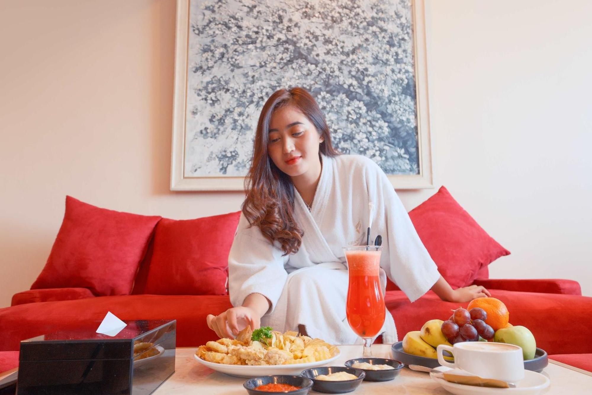 Grand Edge Hotel Semarang Eksteriør billede
