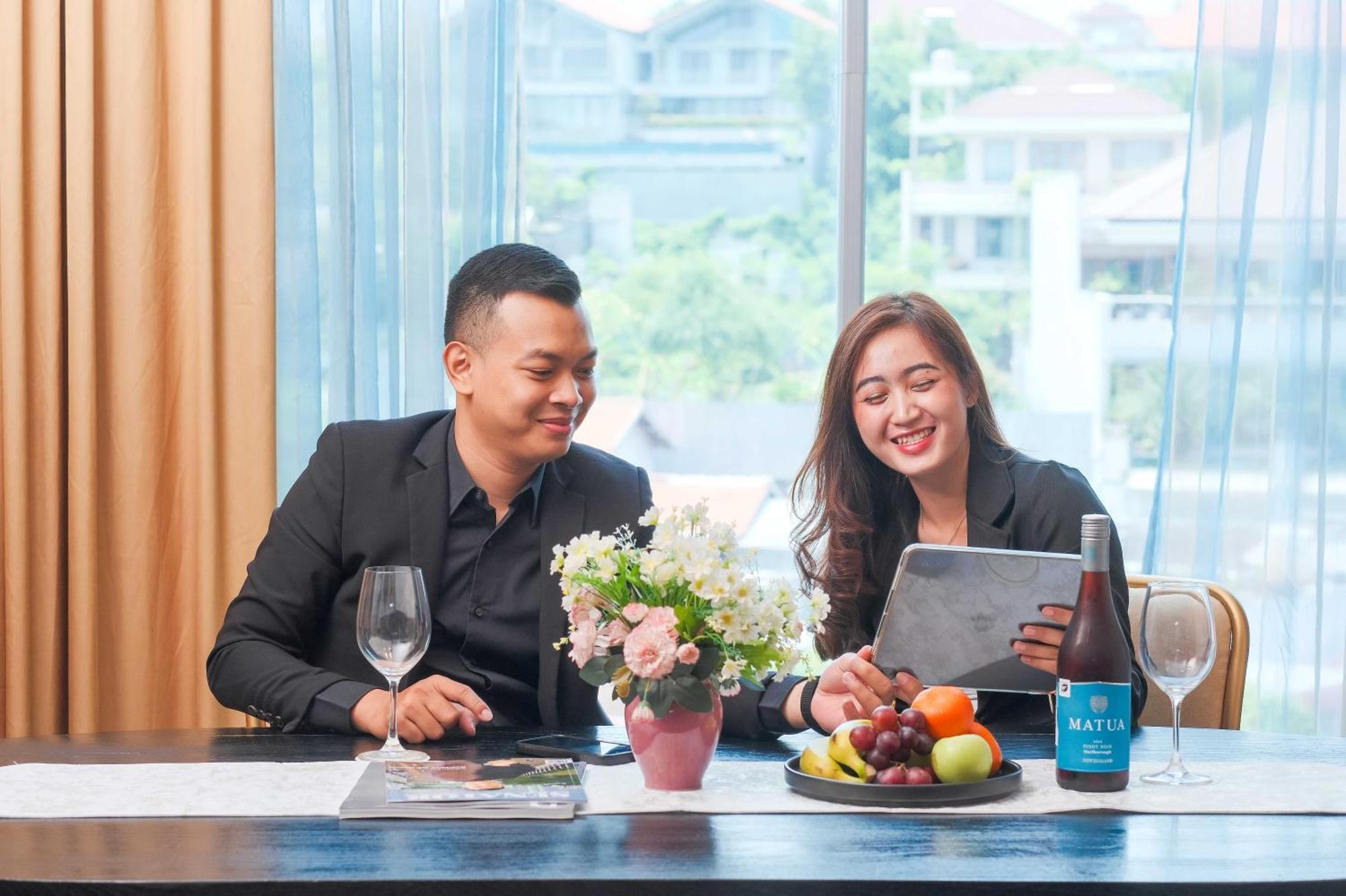 Grand Edge Hotel Semarang Eksteriør billede