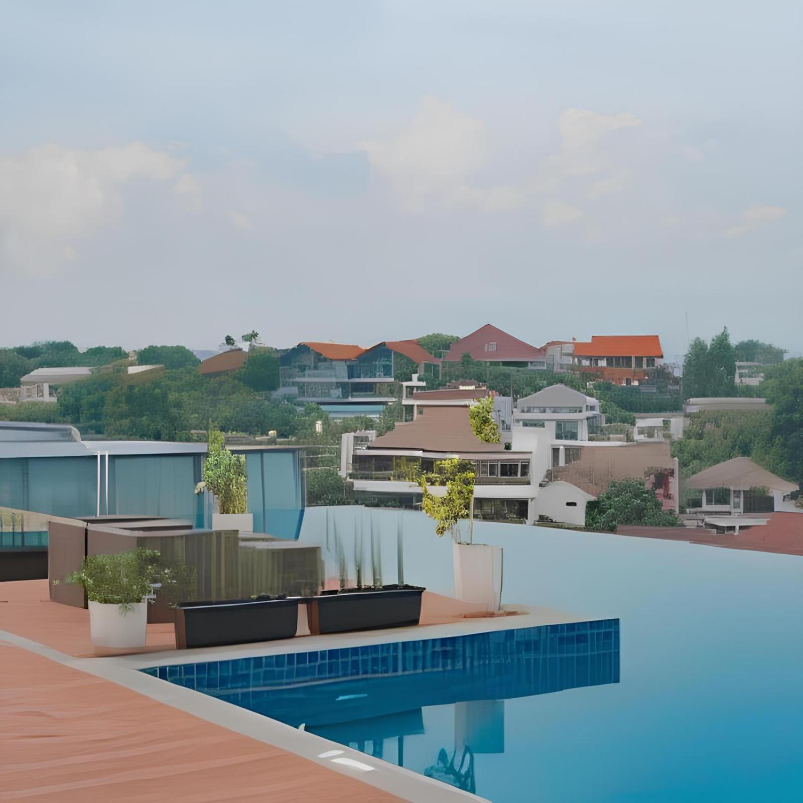 Grand Edge Hotel Semarang Eksteriør billede